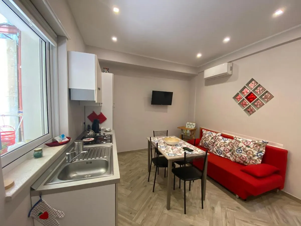 Maretna Apartment Giardini Naxos 0*,